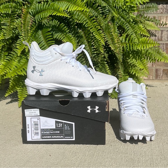 Under Armour Other - Under Armour Youth 1.5 Football Cleats